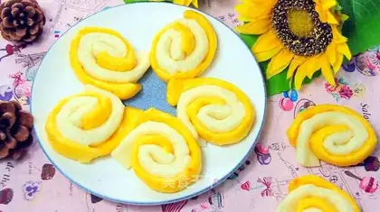 Double-coloured buns