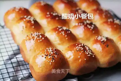 Yogurt snack