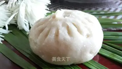 Pillow pork buns