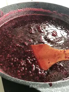 Berry sauce