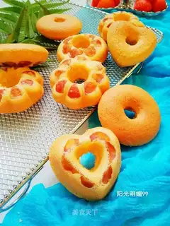 Fresh sausage donuts