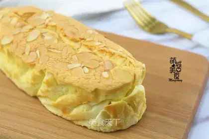 It's an old jade pillow cake