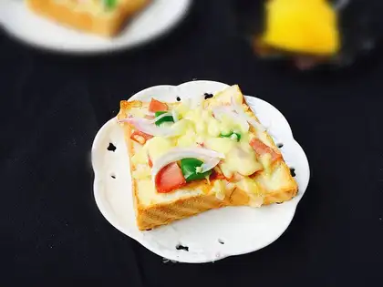 Toast pizza