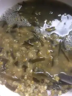 Green bean sea soup