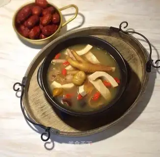 Coconut chestnut soup