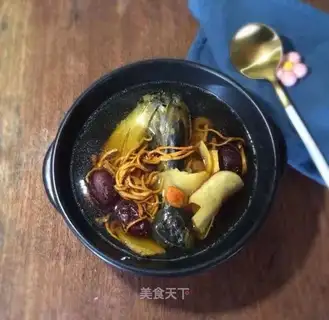 Roast chicken soup