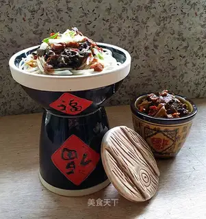 Old yogurt beef noodles