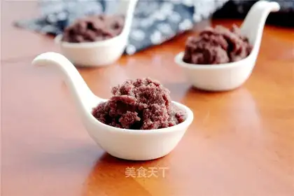 Homemade red bean sand