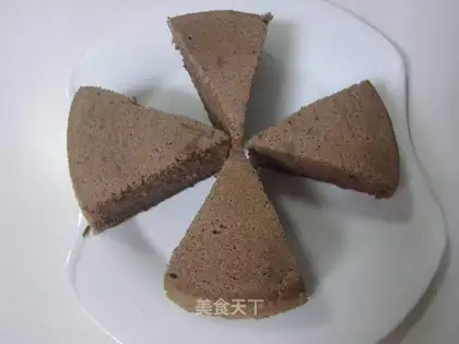 Eight inches of cocoa rice cake