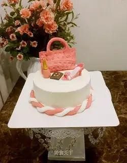 Lady half a sugar cake
