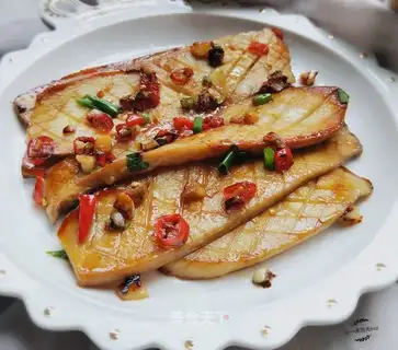 Fried apricot mushrooms