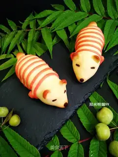 Warm bear sausage roast fruit