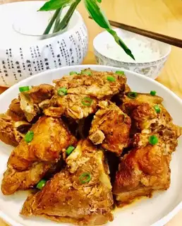 Red burning pig bones