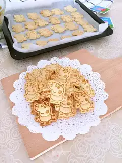 Butter cartoon cookies