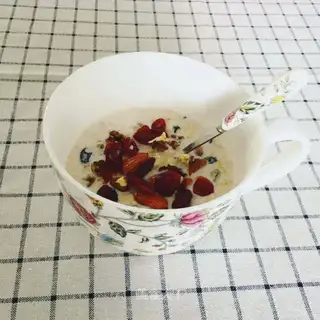 Cranberry cream oatmeal