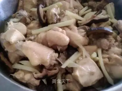 Ginger mushroom steam chicken