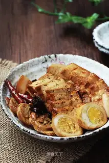 halogenated meat and tofu