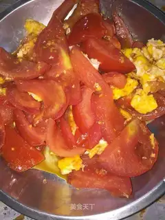 Tomato fried eggs