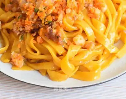 Homemade carrot noodles
