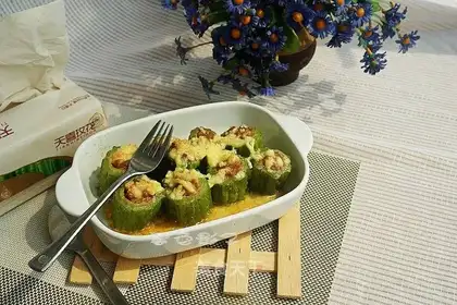 Cheese with bitter melons