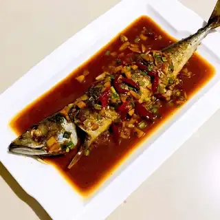 Red-burned mackerel