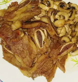 Garlic black pepper, cowboy bones