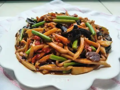 Fish apricot mushroom