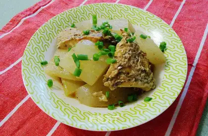 The salsa and salsa to cook fish noodles