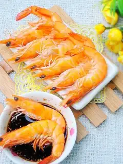 Cantonese braised shrimp