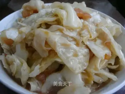 Cabbage in tomato sauce