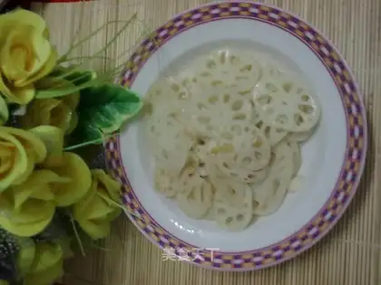 Ice Clear Jade Pure Lotus Root
