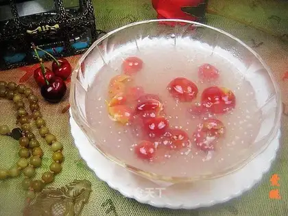 Cherry sago soup