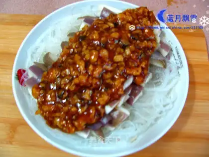 Steamed tomato strips with vermicelli