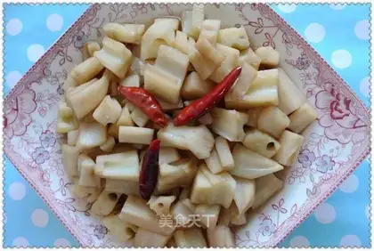 Sweet and sour lotus root diced
