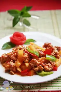 Old pork with pineapple and glutinous rice