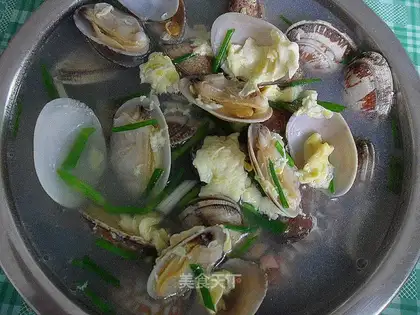Clam and egg soup