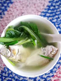 Mustard sea fish soup