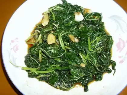 Maotai-flavored sesame leaves