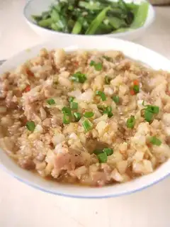 Shage steamed meat pie