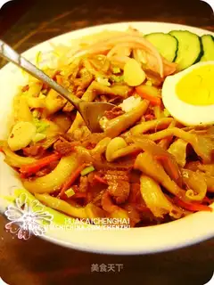 Cola, fresh mushrooms and rice
