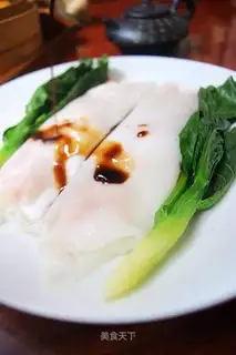 Shrimp rice rolls