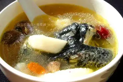 Chinese yam black chicken soup