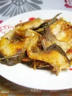 Pan-fried cone fish