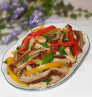 stir-fried pork tripe with apricot mushroom