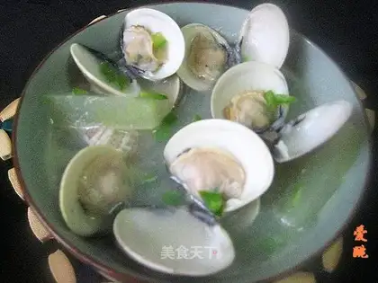 Winter melon and clam soup