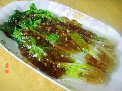 Green vegetables in oyster sauce