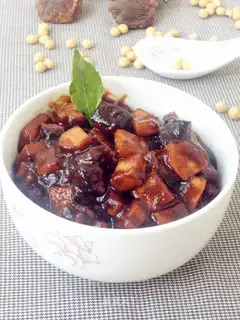 Bean dry mushroom sauce