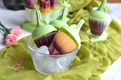 Grape melon popsicle