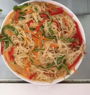 Pelican pins