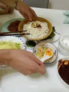 Roasted beef noodles